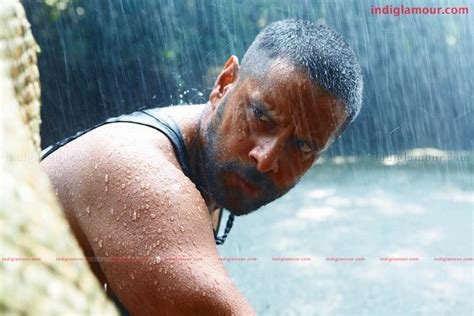 Raavanan Tamil Movie Photos Stills - photo #60254