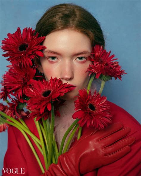 Photographer - PhotoVogue - Vogue | Flower photoshoot editorial ...