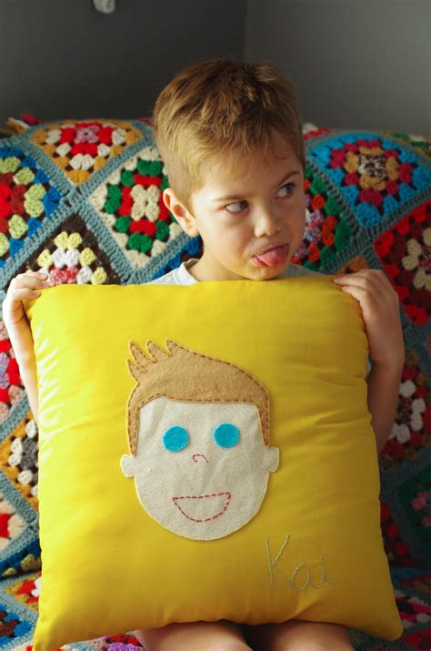 DIY | Custom Kid's Pillow - Pocket Full of Whimsy