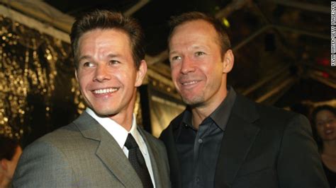 Mark and Donnie Wahlberg sign on for A&E reality show 'Wahlburgers' - CNN