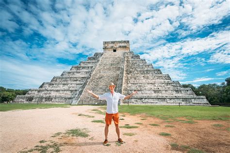 Chichén Itzá: Tips For Visiting Mexico's Famous Mayan Temple