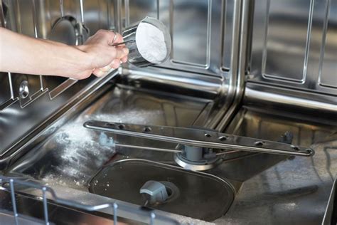 How to Clean a Dishwasher With Just Vinegar