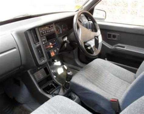 VOLVO 440 - volvo-440_interior_9.jpg