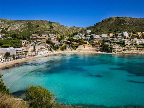 10 Beautiful Beaches Near Alicante (And How to Find Them) | Holiday Autos