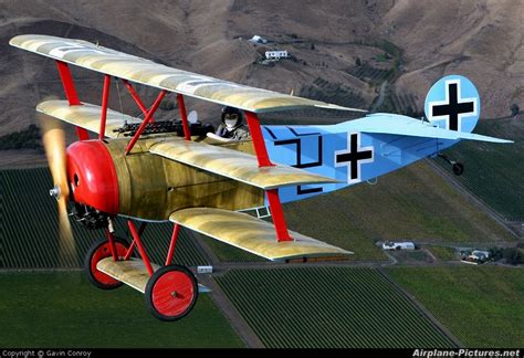 Fokker DR1 Triplane | Vintage aircraft, Aircraft, Aviation