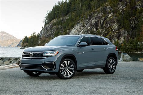 2021 Volkswagen Atlas Cross Sport Buyer's Guide: Reviews, Specs, Comparisons