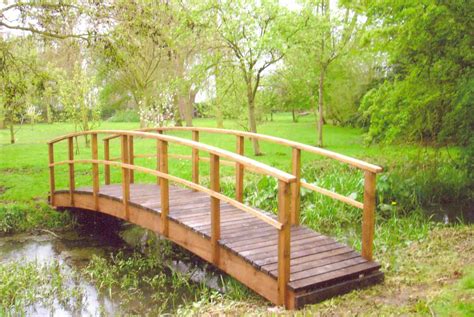 Build Project Garden Bridge Design ~ Rustic Woodworking