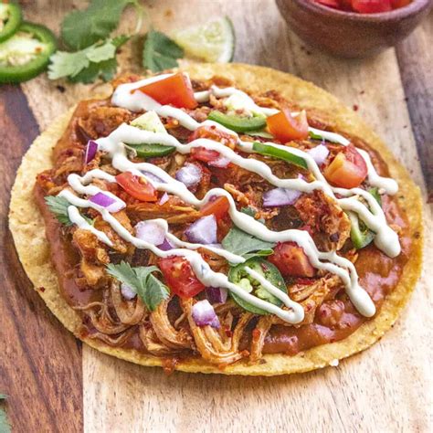 Tostadas de Tinga (Chicken Tinga Tostadas) - Chili Pepper Madness