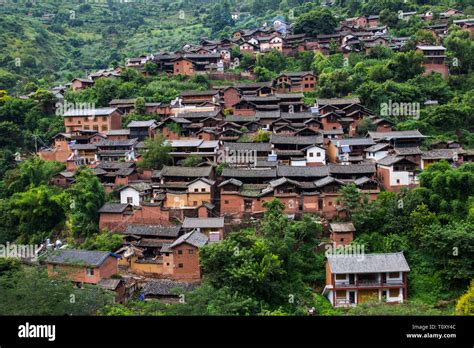 Traditional style Chinese village in remote countryside Stock Photo - Alamy