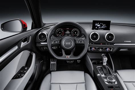 Cockpit Audi A3 Sportback 2017 — Ubi Testet