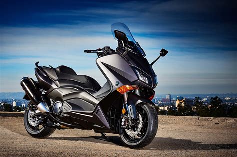 Yamaha TMAX Comes to America for 2015 - Asphalt & Rubber