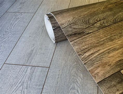 Linoleum Flooring Vs Vinyl Plank | Viewfloor.co