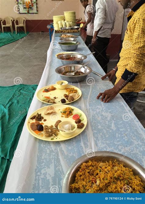 Food stall editorial stock image. Image of indian, stall - 79790124