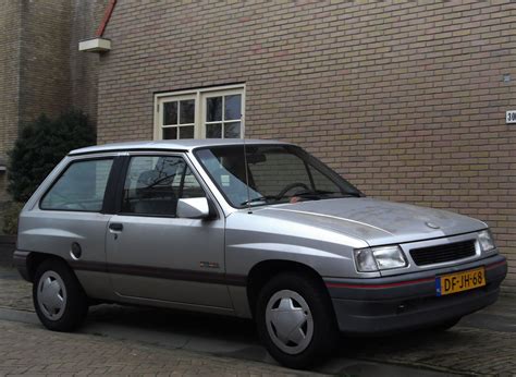 Opel Corsa A (facelift 1990) 1.6 GSi (98 Hp) 1990 - 1992 Specs and Technical Data, Fuel ...