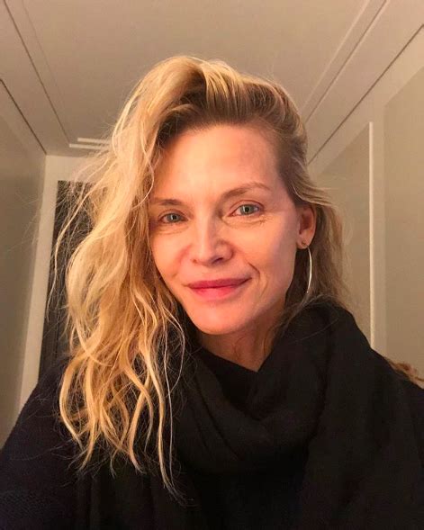 61-Year-Old Michelle Pfeiffer Wows Everyone With All-Natural Selfie