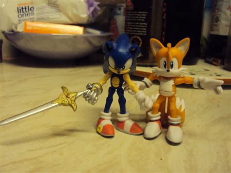 Sonic And Tails Figures by DazzyADeviant on DeviantArt