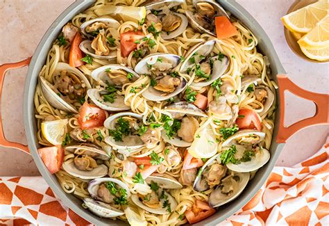 Linguine with Clams | Heinen's Grocery Store