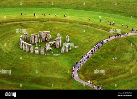 Stonehenge uk aerial hi-res stock photography and images - Alamy