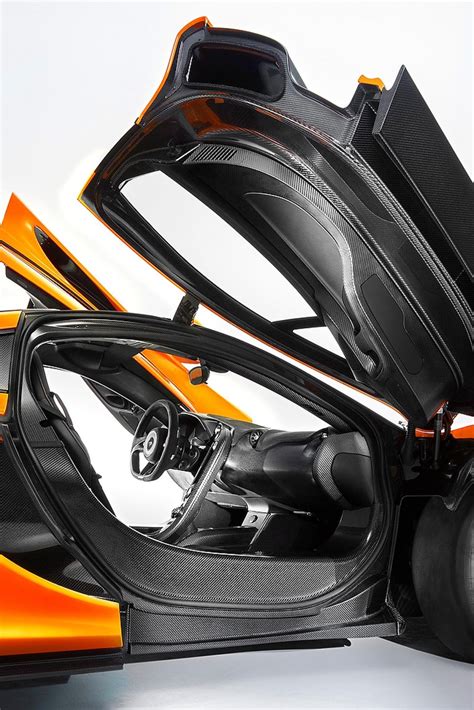 MCLAREN P1 INTERIOR REVEALED - Awesome Cars: MCLAREN P1 INTERIOR REVEALED