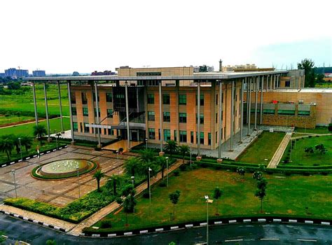 ISB Campus Diaries: ISB Mohali Campus