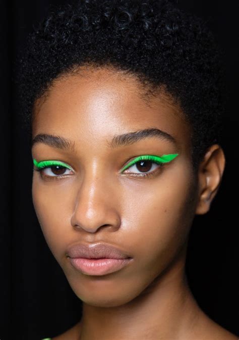 Runway-Approved Ways to Pull Off Neon Makeup - theFashionSpot