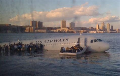 Successful Emergency Plane Landing in the Hudson River » Curious Cat Science and Engineering Blog