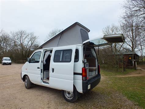 Suzuki Carry Camper | Suzuki Carry Camper, with pop-up roof,… | Flickr