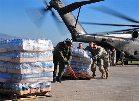 File:2010 Haiti earthquake relief efforts by the US Army.jpg - Wikipedia