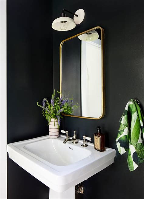 8 All-Black Bathroom Design Ideas That Effortlessly Amp Up the Drama ...