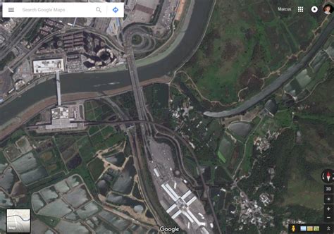 Distorted maps on the Hong Kong - China border - Checkerboard Hill