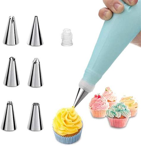 Piping Bag and Tips Cake Decorating Supplies Kit