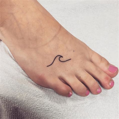 50 Creative Foot Tattoo Ideas to Grab Attention Effortlessly