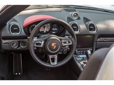 2024 Porsche Boxster: 40 Interior Photos | U.S. News