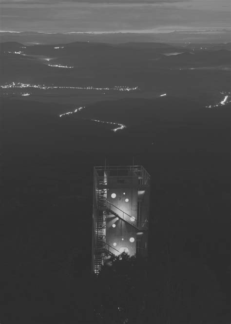 Lookout Tower at Galyateto / Nartarchitects | ArchDaily