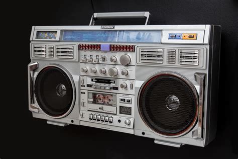 Vintage collection of 27 boomboxes - 1980s - Design Market