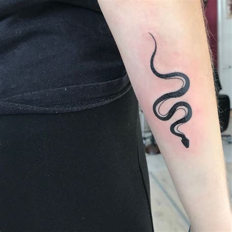 20 simple snake tattoo ideas – Artofit