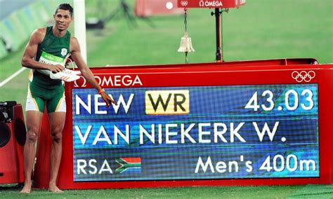 Wayde van Niekerk breaks world 400m record for Olympic gold - AW