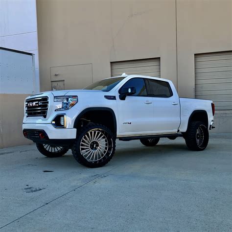 View build 6 Inch Lifted 2019 GMC Sierra 1500 4WD | Rough Country