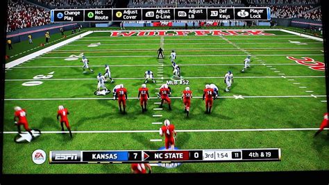 NCAA Football 14 Gameplay (Third Quarter) - YouTube