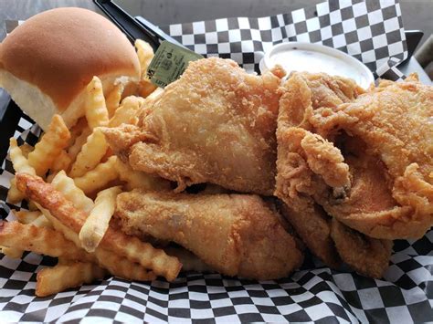 4 places serving the best Broasted chicken in Minnesota » Give Me The Mike