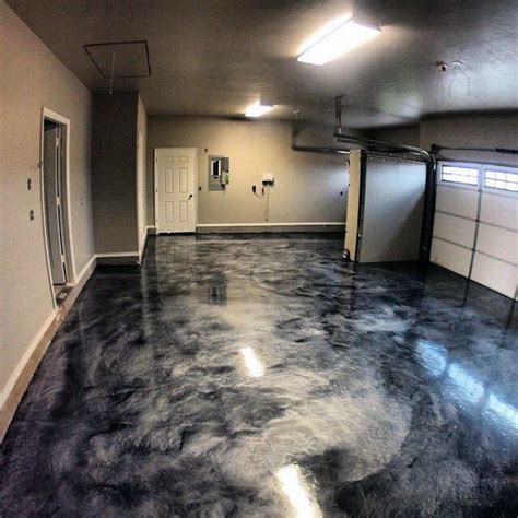 epoxy floor designs for garage - Sol Coyle