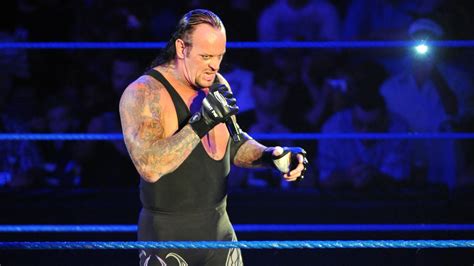 Hiptoro: Undertaker Retirement Inevitable? 5 Reasons Why the WWE Legend Will Retire After Next Fight