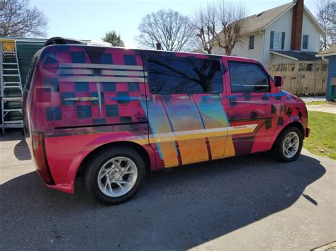 Boxed Wizard: 1985 Chevrolet Astro Custom Show Van – $4,800 | GuysWithRides.com