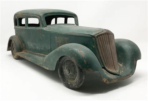 1933 Graham Paige Sedan 19 Pressed Steel Toy Car Cor-Cor Co Antique ...