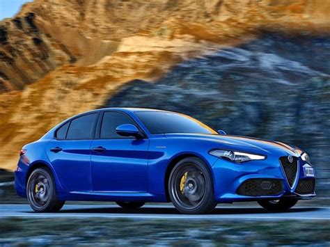 2019 Alfa Romeo Giulia Review - GearOpen.com