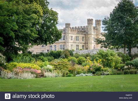 Leeds Castle Gardens Stock Photo - Alamy