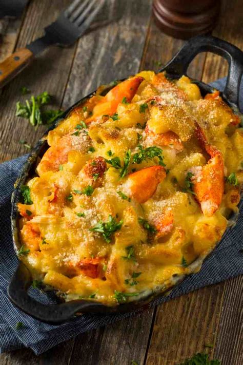 Deliciously Decadent Maine Lobster Mac and Cheese Recipe - Made In A Pinch