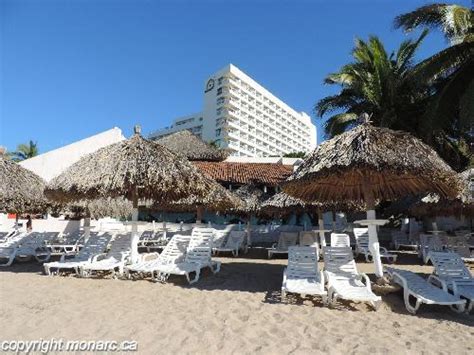 Reviews for Park Royal Beach Ixtapa, Ixtapa, Mexico | Monarc.ca - hotel reviews for Canadian ...