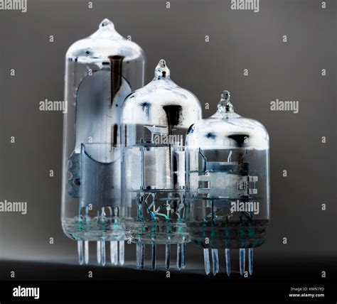 vacuum tube, radio Stock Photo - Alamy