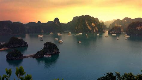 Ha Long Bay Wallpapers - Top Free Ha Long Bay Backgrounds - WallpaperAccess